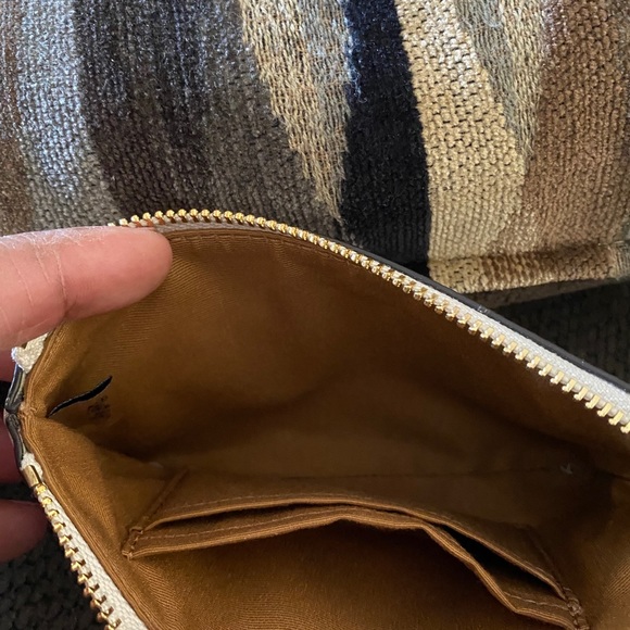 Coach wristlet - Picture 3 of 5